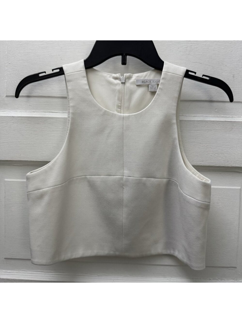 Black Halo White Cropped Sleeveless Top Back Zip Stretch Estimated S